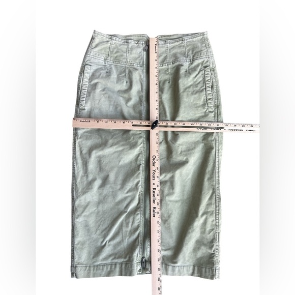 We The Free FREE PEOPLE I Want It All Moss Green Zip Front Corduroy Midi Skirt - Picture 5 of 9